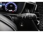 Toyota Corolla Touring Sports Hybrid 140 Dynamic | Leder / Stof bekleding | Parkeersensoren | Stoelverwarming |