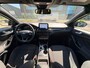 Ford Focus Wagon 1.0 EcoBoost ST Line Automaat Weinig KM