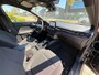 Ford Focus Wagon 1.0 EcoBoost ST Line Automaat Weinig KM