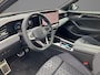 Volkswagen Passat Variant 1.5eHybrid 200kW/272PK R-Line Black Style DSG · Panoramadak · Trekhaak · 360°Camera + Parkeersensoren · Garantie t/m 21-07-2030 of 100000km.