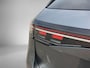 Volkswagen Passat Variant 1.5eHybrid 200kW/272PK R-Line Black Style DSG · Panoramadak · Trekhaak · 360°Camera + Parkeersensoren · Garantie t/m 21-07-2030 of 100000km.