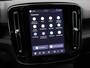 Volvo EX40 Single Motor Extended Range Plus 82 kWh / Stoel- + stuurwielverwarming / Harman Kardon Audio / All Season banden / Contrasterend dak / Pilot Assist / Blis