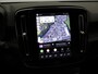 Volvo EX40 Single Motor Extended Range Plus 82 kWh / Stoel- + stuurwielverwarming / Harman Kardon Audio / All Season banden / Contrasterend dak / Pilot Assist / Blis