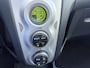 Toyota Yaris 1.3 VVTi Luna MMT Airco - Licht metalen velgen 15 inch - Radio - Centrale vergrendeling met afstandsbediening - Mistlampen - Lederen versnellingspook - Stuur leder - Elektrische ramen