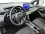 Toyota Corolla Cross Hybrid 200 Dynamic | BTW voertuig | Elektrische achterklep | Draadloze telefoonlader | Apple CarPlay/Android Auto | Cruise Control Adaptive | Achteruitrijcamera |