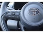Toyota Yaris Cross 1.5 HYBRID DYNAMIC STOEL-STUUR & RUITENWISSER VERW. KEYLESS DRAADLOZE TEL. LADER