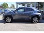 Toyota Yaris Cross 1.5 HYBRID DYNAMIC STOEL-STUUR & RUITENWISSER VERW. KEYLESS DRAADLOZE TEL. LADER
