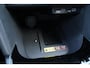 Toyota Yaris Cross 1.5 HYBRID DYNAMIC STOEL-STUUR & RUITENWISSER VERW. KEYLESS DRAADLOZE TEL. LADER