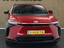 Toyota BZ4X Dynamic 71 kWh - ORIGINEEL NEDERLANDSE AUTO - ELEKTRISCHE ACHTERKLEP - KEYLESS ENTRY/START - PARKEERSENSOREN VOOR/ACHTER - APPLE CARPLAY/ANDROID AUTO - 3 FASE LADEN - CRUISE CONTROL ADAPTIEF - CLIMATE CONTROL - VOORSTOELEN VERWARMD - STUURWIEL VERWARMD - VOLLEDIGE DEALER ONDERHOUDEN