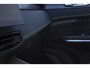 Lynk & Co 01 276PK Automaat Core / Adaptieve cruise control / Stoel - en stuurwielverarming / Parkeersensoren met camera / Apple carplay / Trekhaak / Metallic lak / 19" lichtmetalen velgen