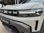 Dacia Duster 1.6 Hybrid 140 Extreme CarPlay / Camera / P-sensoren V&A / LM 18''