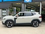 Dacia Duster 1.6 Hybrid 140 Extreme CarPlay / Camera / P-sensoren V&A / LM 18''