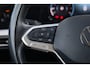 Volkswagen Golf 1.0 eTSI Life Bns Adaptive cruise | PDC | digitaal dashboard | CarPlay | Navigatie