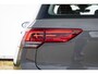 Volkswagen Golf 1.0 eTSI Life Bns Adaptive cruise | PDC | digitaal dashboard | CarPlay | Navigatie