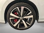 Volkswagen Golf 1.5eHybrid 200kW/272PK Black Style GTE · Panoramadak · Trekhaak · Camera + Parkeersensoren · Garantie t/m 27-05-2030 of 100000km.