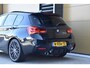 BMW 1-Serie M140i xDrive High Executive * Schuifdak * M-Performance Uitlaat * Harman/Kardon * M-Sportremmen *