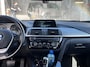 BMW 3-Serie Touring 320i Luxury Edition 18" Lichtmetaal | Climate | Cruise | Stoelverwarming | Parkeersensoren Rondom | Keyless Start | Cruise control | Electronic climate controle | Keyless start