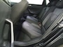 Volkswagen Polo 1.0 TSI 95pk R-Line / Navigatie by APP / Parkeersensoren / LED / LM 16 inch / Digital cockpit