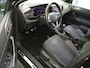 Volkswagen Polo 1.0 TSI 95pk R-Line / Navigatie by APP / Parkeersensoren / LED / LM 16 inch / Digital cockpit