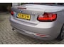 BMW 2-Serie Cabrio 220i High Executive Luxury Autom Leder Sportst Stoelverw Navi Clima Xenon Cruise 2x PDC LMV ENZ NL Auto.