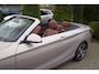 BMW 2-Serie Cabrio 220i High Executive Luxury Autom Leder Sportst Stoelverw Navi Clima Xenon Cruise 2x PDC LMV ENZ NL Auto.