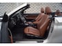 BMW 2-Serie Cabrio 220i High Executive Luxury Autom Leder Sportst Stoelverw Navi Clima Xenon Cruise 2x PDC LMV ENZ NL Auto.