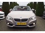 BMW 2-Serie Cabrio 220i High Executive Luxury Autom Leder Sportst Stoelverw Navi Clima Xenon Cruise 2x PDC LMV ENZ NL Auto.