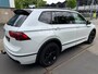 Volkswagen Tiguan Allspace 1.5 TSI R-Line Business+ 7P. BLACK-STYLE NIEUWSTAAT I 2X R-line I Virtual I 19" I Keyless I IQ.light I Trekhaak I 7P I NL-auto I Winterpakket I