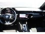 Alfa Romeo Junior Elettrica Veloce 280pk 54 kWh | Nieuwprijs €55.000,- | Panorama/schuifdak | Sabelt sportstoelen | NL auto | 11.000km |