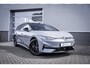Volkswagen ID.7 Tourer Limited Edition 77 kWh | Lichtmetalen velgen 5-spaaks 19" | Trekhaak elektrisch uitklapbaar | Two-tone unikleur