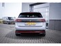 Volkswagen ID.7 Tourer Limited Edition 77 kWh | Lichtmetalen velgen 5-spaaks 19" | Trekhaak elektrisch uitklapbaar | Two-tone unikleur