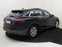 Audi E-tron 55 quattro Advanced edition 95 kWh | SoH 100% | Panoramadak | Trekhaak | Head-up display | Luchtvering | Dodehoek detectie | Parkeerassistent | Achteruitrijcamera | Navigatie Plus |