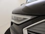 Audi E-tron 55 quattro Advanced edition 95 kWh | SoH 100% | Panoramadak | Trekhaak | Head-up display | Luchtvering | Dodehoek detectie | Parkeerassistent | Achteruitrijcamera | Navigatie Plus |