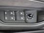 Audi E-tron 55 quattro Advanced edition 95 kWh | SoH 100% | Panoramadak | Trekhaak | Head-up display | Luchtvering | Dodehoek detectie | Parkeerassistent | Achteruitrijcamera | Navigatie Plus |