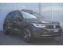 Volkswagen Tiguan 1.4 TSI eHybrid 245pk DSG R-Line Business+ | SOH 90 % | Panoramadak | Trekhaak
