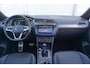 Volkswagen Tiguan 1.4 TSI eHybrid 245pk DSG R-Line Business+ | SOH 90 % | Panoramadak | Trekhaak