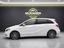 Mercedes-Benz B-klasse 180 Ambition met Led !!! 18 Inch !!! Nieuwe Distributieketting !!!