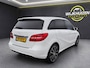Mercedes-Benz B-klasse 180 Ambition met Led !!! 18 Inch !!! Nieuwe Distributieketting !!!