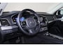 Volvo XC90 T8 Recharge AWD R-Design - Luchtvering - Panorama/schuifdak - IntelliSafe Assist & Surround - 360º Camera - Harman/Kardon audio - Adaptieve LED koplampen - Verwarmde voorstoelen, stuur & achterbank - Parkeersensoren voor & achter - Elektr. bedienb. voorstoelen met geheugen - Head up display - Draadloze tel. lader - Standkachel - Extra getint glas - Inklapbare trekhaak - 20' LMV