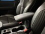 Renault Captur 145PK E-Tech Full Hybrid Esprit Alpine Automaat | Google Built-in | Climate Control | Stuurwielverwarming | Adaptive Cruise Control | Apple CarPlay/Android Auto | Lichtmetalen Velgen | Camera | Parkeersensoren |