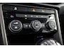 Volkswagen T-Roc 1.0 TSI Style Business | Camera | Adaptieve cruise control | Lichtmetalen velgen