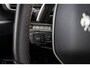 Peugeot 5008 1.2 PT Crossway 7 persoons trekhaak | 360 camera | Pdc | Cruise control | DAB | half ledere bekleding | Carplay