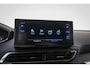 Peugeot 5008 1.2 PT Crossway 7 persoons trekhaak | 360 camera | Pdc | Cruise control | DAB | half ledere bekleding | Carplay
