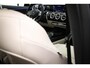Mercedes-Benz A-klasse 200 Luxury Line | PREMIUM PACK | PANORAMADAK | MATRIX LED | LEDER | APPLE | HOUTAFWERKING