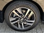 Peugeot 208 1.2 PureTech Allure Pack 100pk Turbo | Navigatie | Cruise control | Parkeercamera achter | Keyless Entry | 16 inch velgen | Apple Carplay&Android Auto | 3D-cockpit