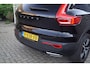 Volvo XC40 2.0 T4 AWD R-Design Autom Panodak Leder Stoel/Stuur ABank Verw Navi Camera Clima Cruise 2x PDC LMV ENZ NL Auto.
