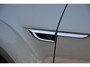 Volkswagen T-Roc 1.5 TSI R-Line 150PK Automaat | ACC | Stoelverwarming | Navigatie