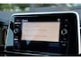 Volkswagen T-Roc 1.5 TSI R-Line 150PK Automaat | ACC | Stoelverwarming | Navigatie