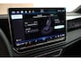 Volkswagen Tiguan 1.5 eHybrid 272pk R-Line Edition Black Style Panoramadak Trekhaak 360Camera HUD Stoelverwarming Keyless Virtual Cockpit Navigatie
