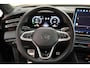 Volkswagen Tiguan 1.5 eHybrid 272pk R-Line Edition Black Style Panoramadak Trekhaak 360Camera HUD Stoelverwarming Keyless Virtual Cockpit Navigatie
